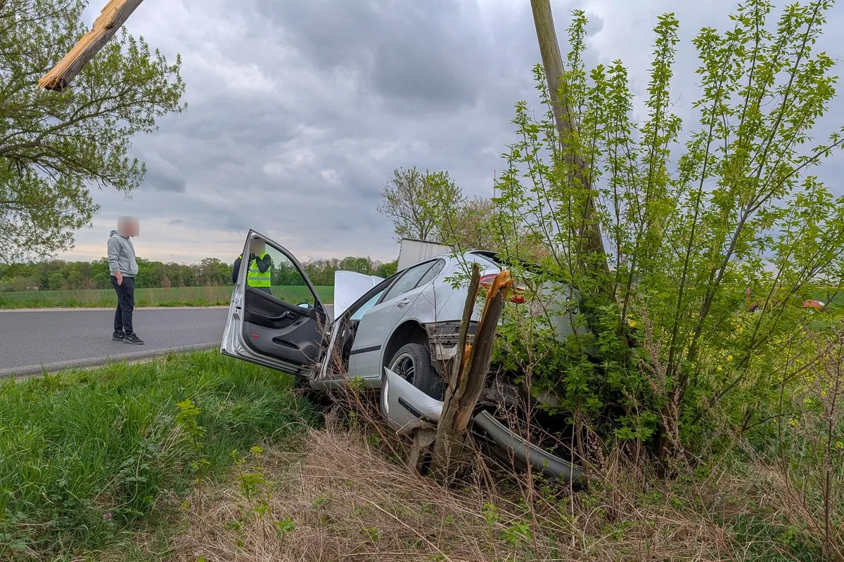 Staranował słup. Zdarzenie drogowe na trasie Góra – Jaszkowo
