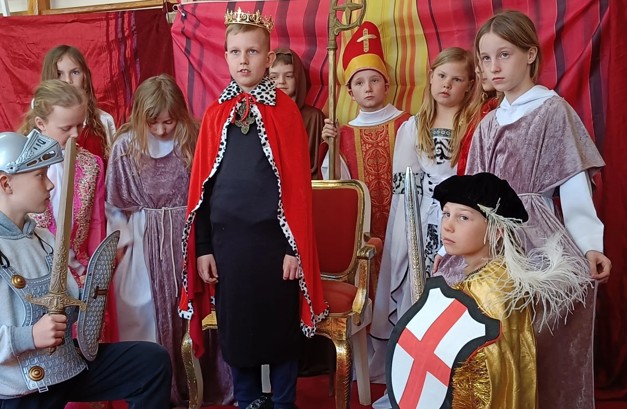 Upamiętnienie koronacji Bolesława Chrobrego w Szkole Podstawowej w Iłówcu